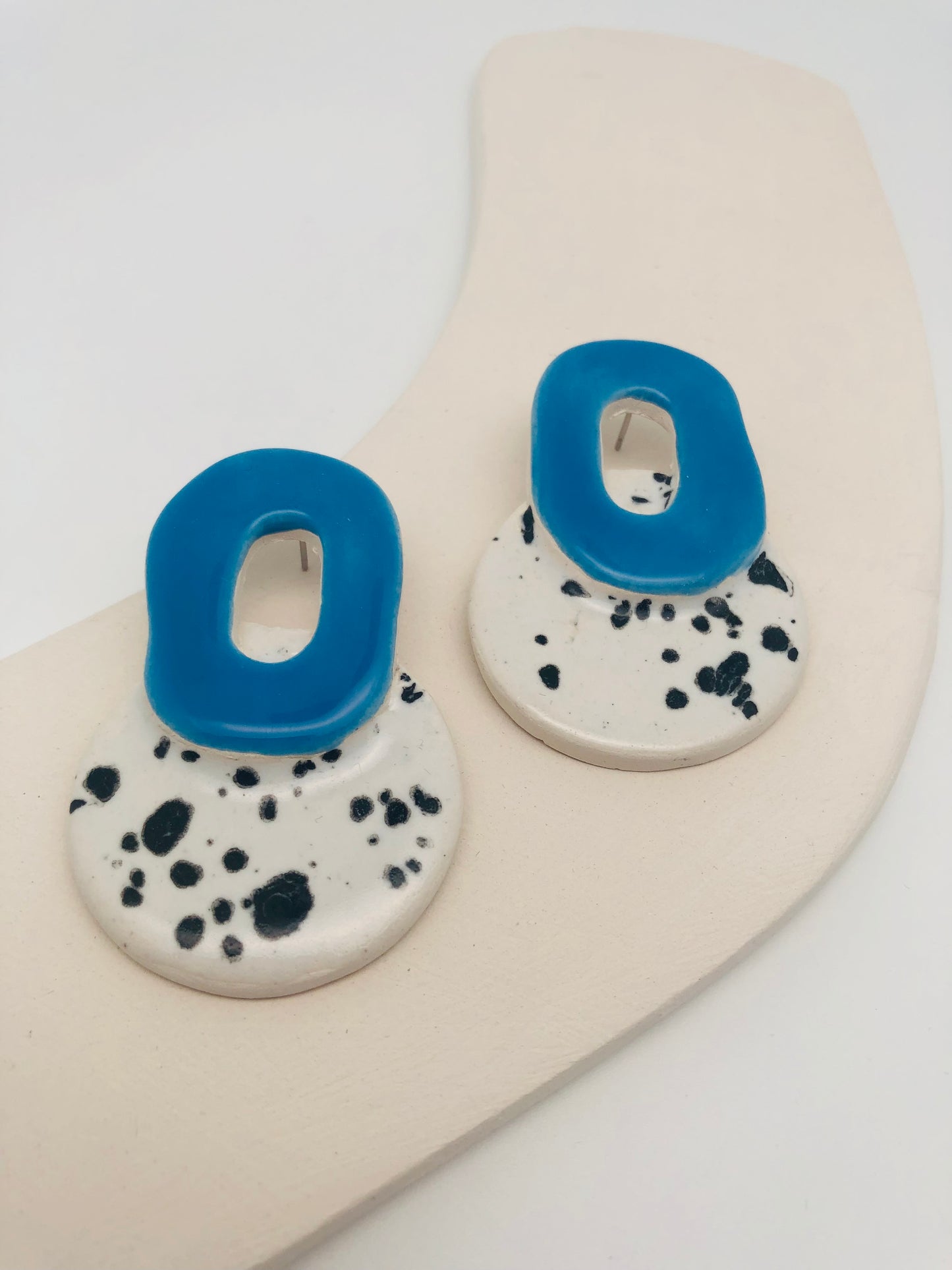 BOUCLES D’OREILLES MADONE COLOR BLOCK